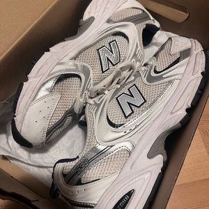 New Balance 530